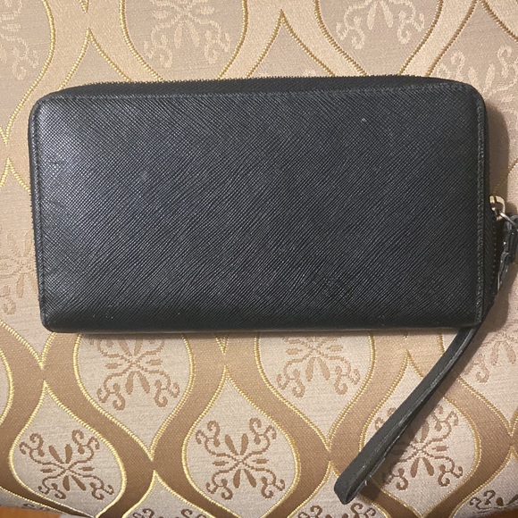 KATE SPADE CLUTCH/wallet - Picture 2 of 3